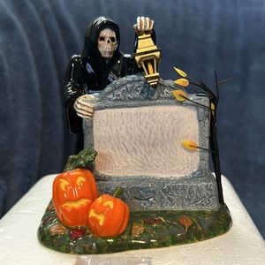 Department 56 Halloween Village Sign Accessory NIB